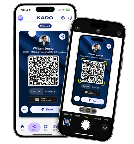 Zwei Smartphones teilen eine digitale KADO-Visitenkarte per QR-Code